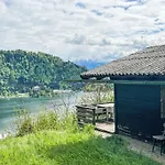 Haeuschen Am Waldrand By Interhome *