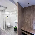 Haeuschen Am Waldrand By Interhome * Annenheim