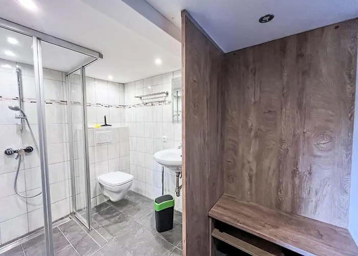 Haeuschen Am Waldrand By Interhome * Annenheim