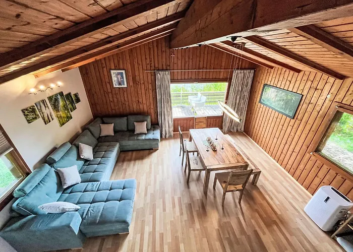 Holiday home Haeuschen Am Waldrand By Interhome