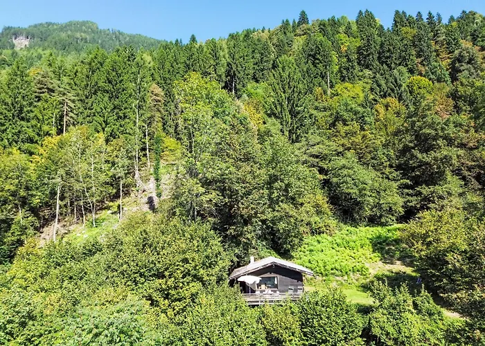 Holiday home Haeuschen Am Waldrand By Interhome